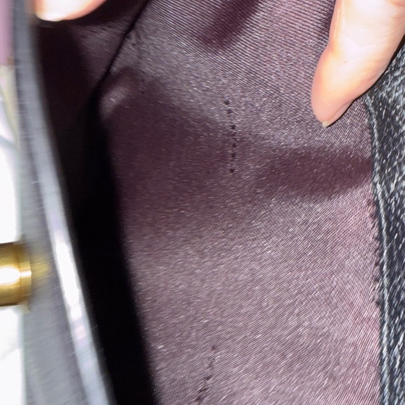 Coach Cassie Black Pebbled Leather Top-Handle Crossbody with Gold Turnlock - Picture 11 of 15